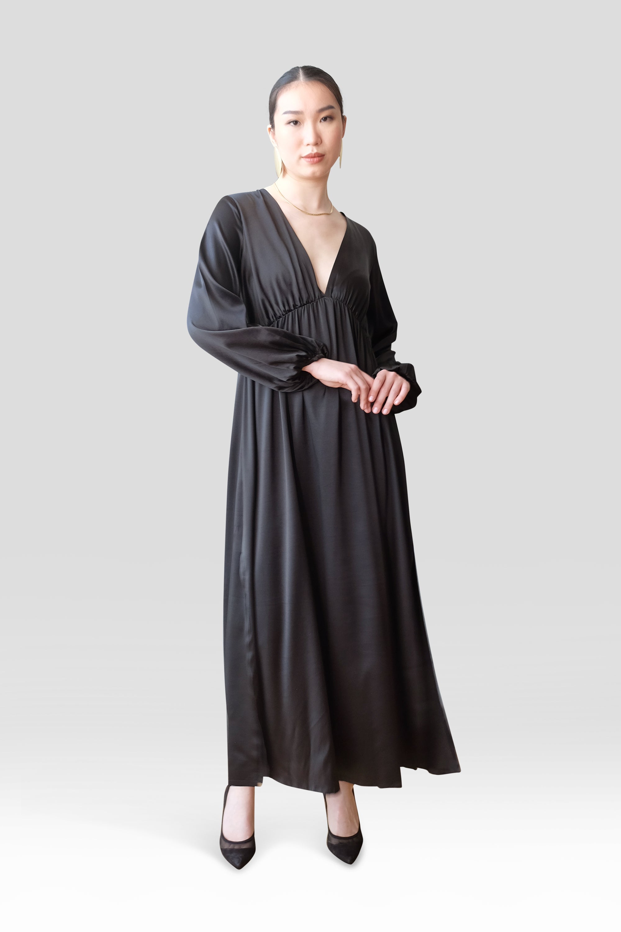 AROURA GOWN - BLACK